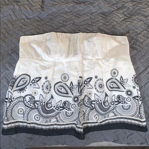 White House | Black Market Strapless Top